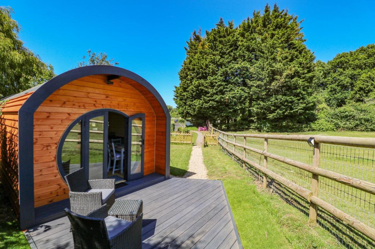 Apple Pod Villa Arundel Exterior photo