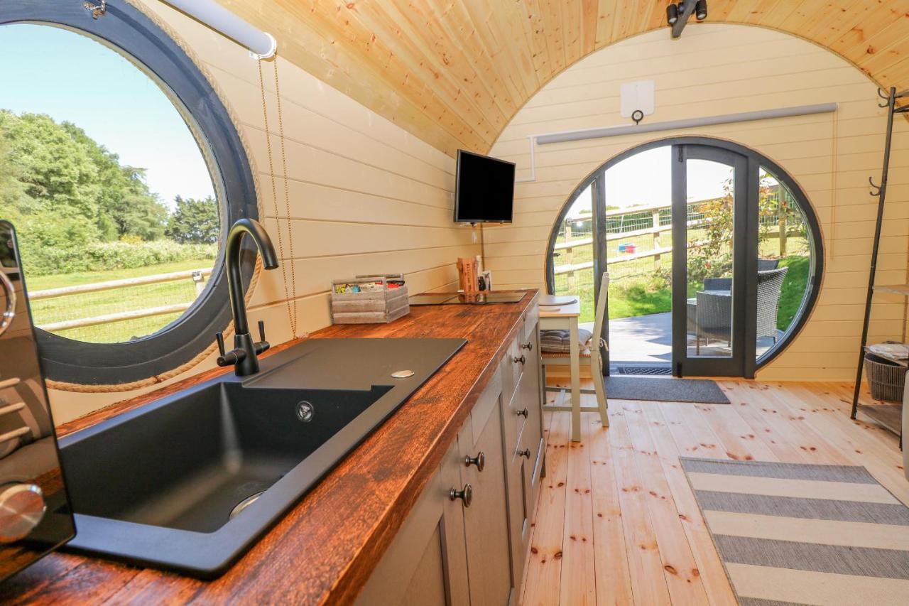 Apple Pod Villa Arundel Exterior photo